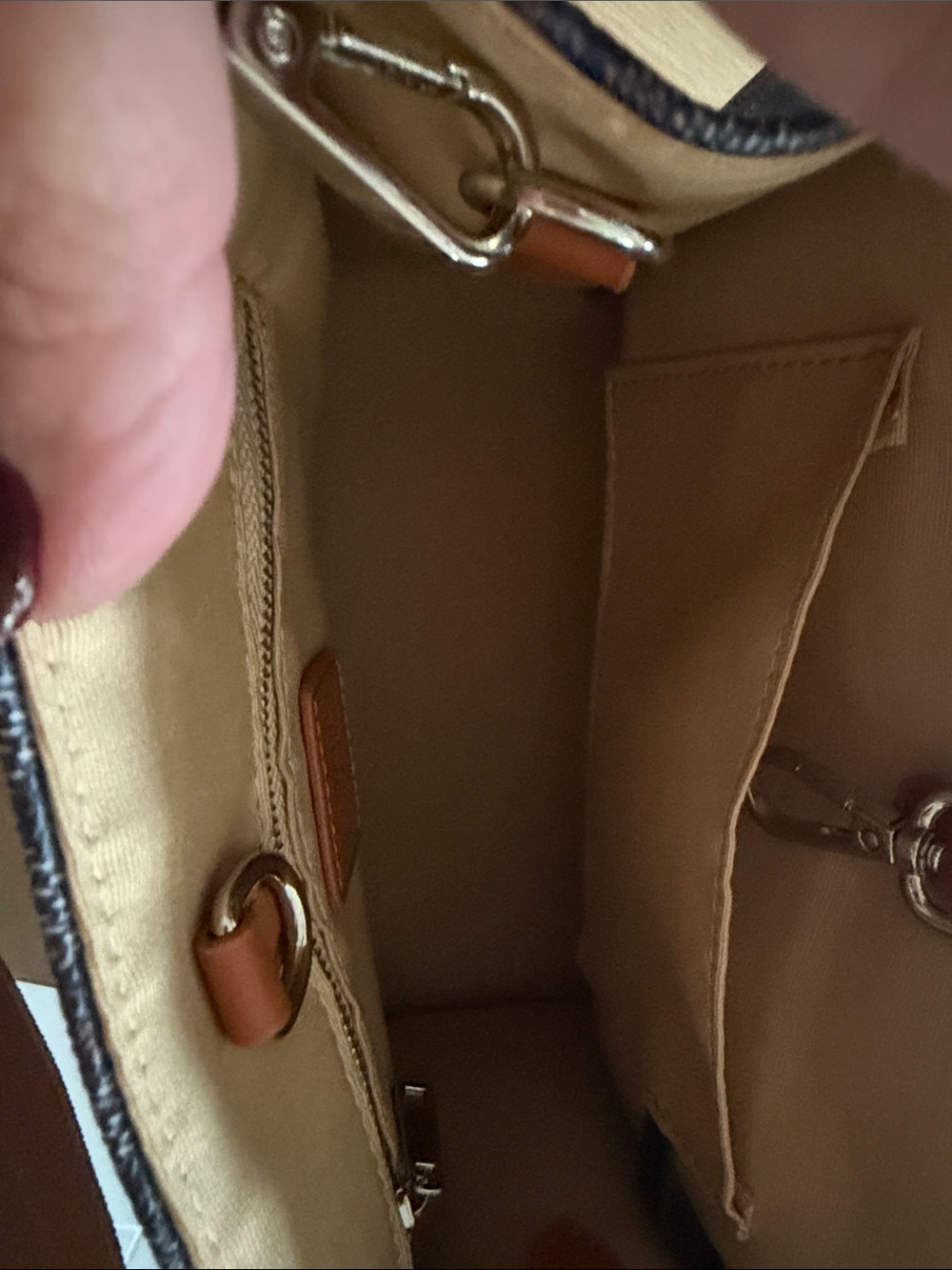 Inspired tote - Picture 7 of 9